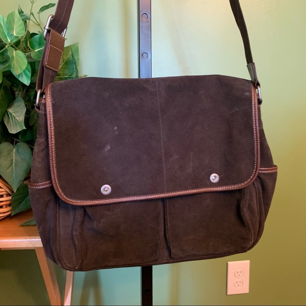 4. Perry Ellis laptop bag‎